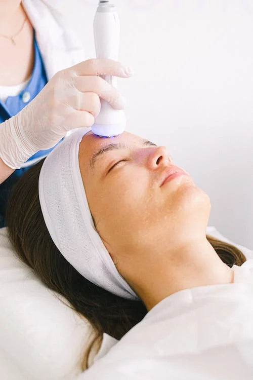 Cryo-Skin Facial+Chin