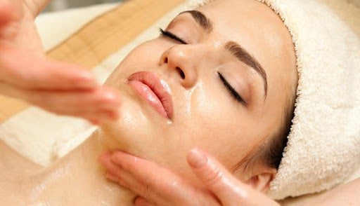 Collagen Booster Facial